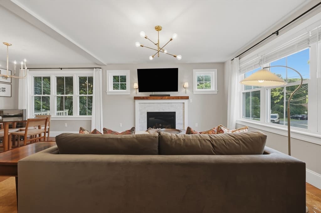 Casa em Natick — foto 5