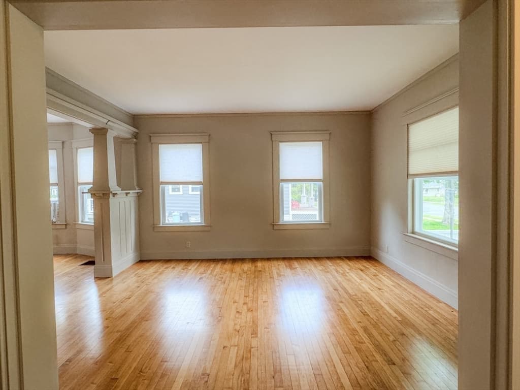 Casa em Montague — foto 5