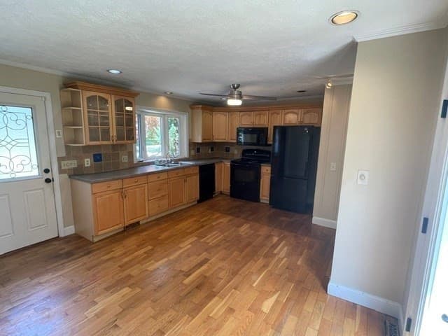 Casa em Longmeadow — foto 3