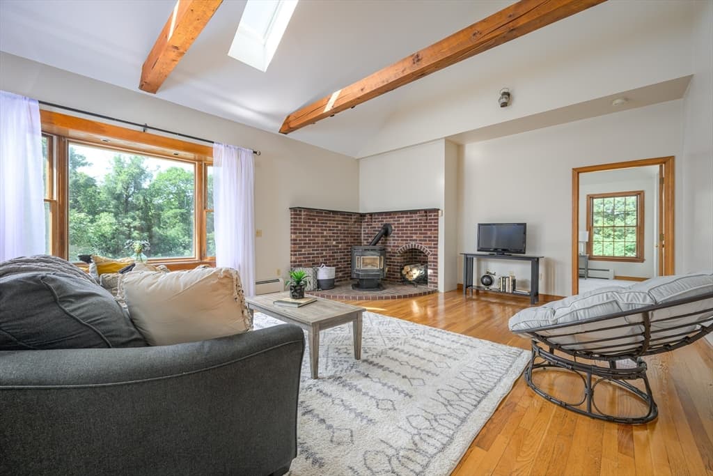Casa em Ashburnham — foto 7