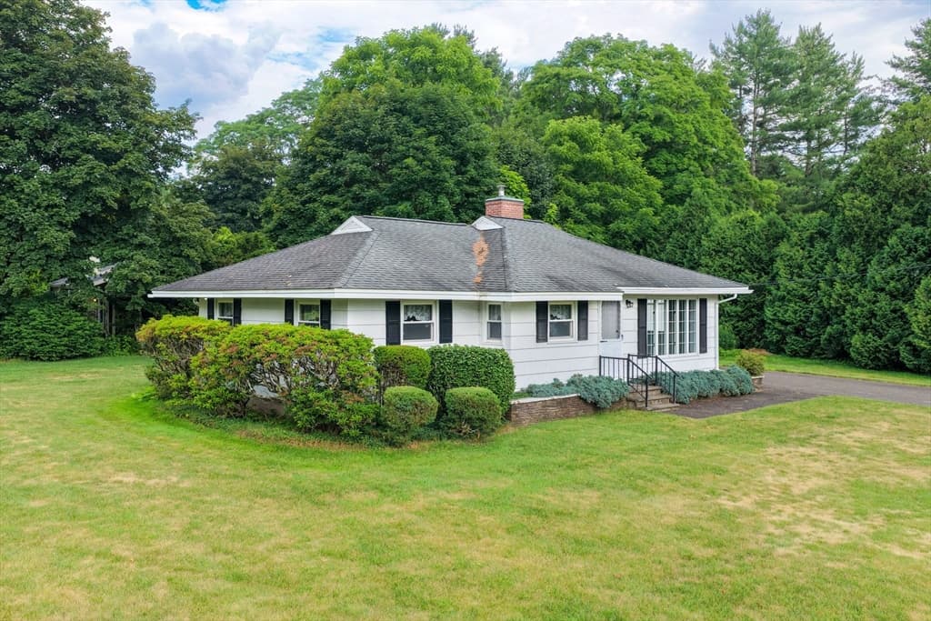 Casa em South Hadley — foto 3