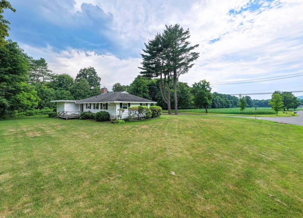 Casa em South Hadley — foto 4