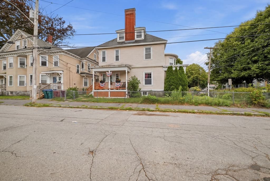 Multi-família em Lowell — foto 5