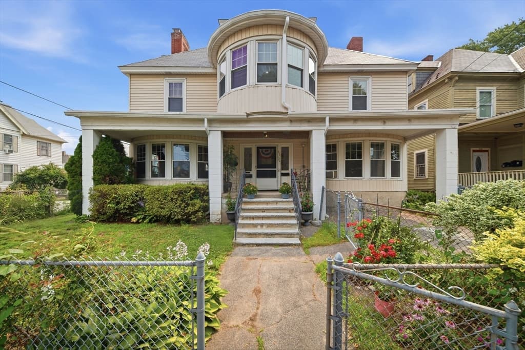 Multi-família em Lowell — foto 4
