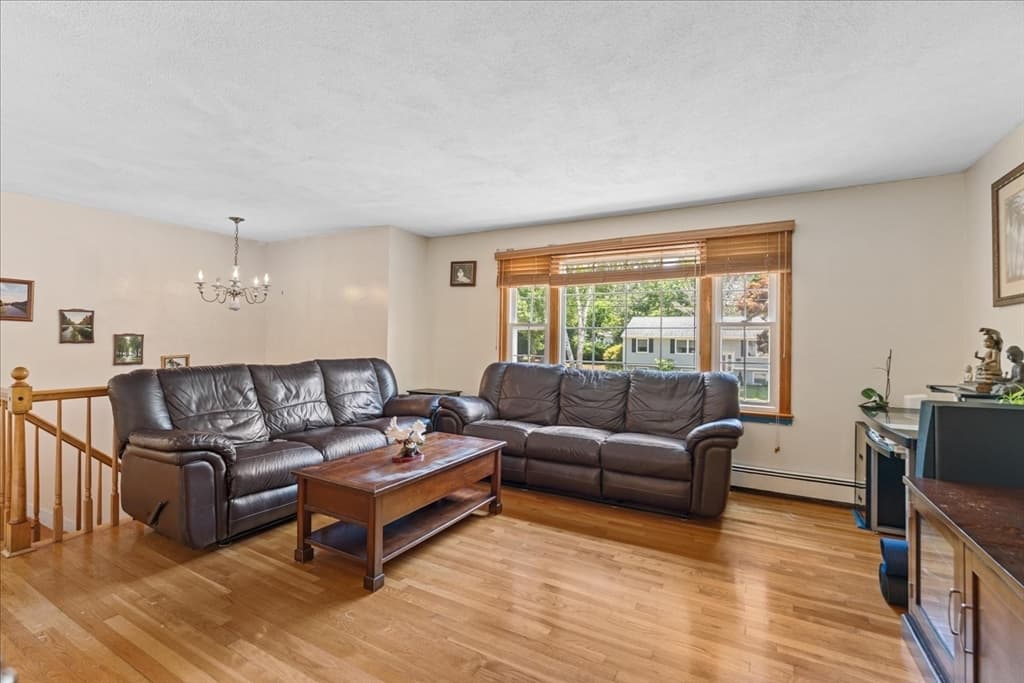 Casa em Attleboro — foto 4