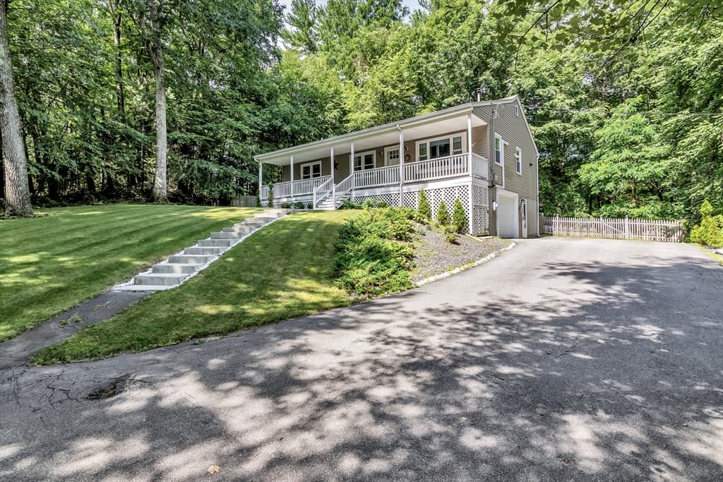 Casa em Millbury — foto 3