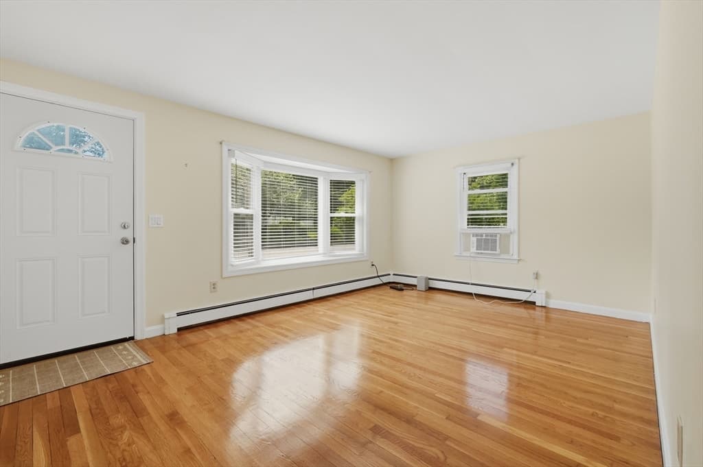 Casa em Attleboro — foto 5