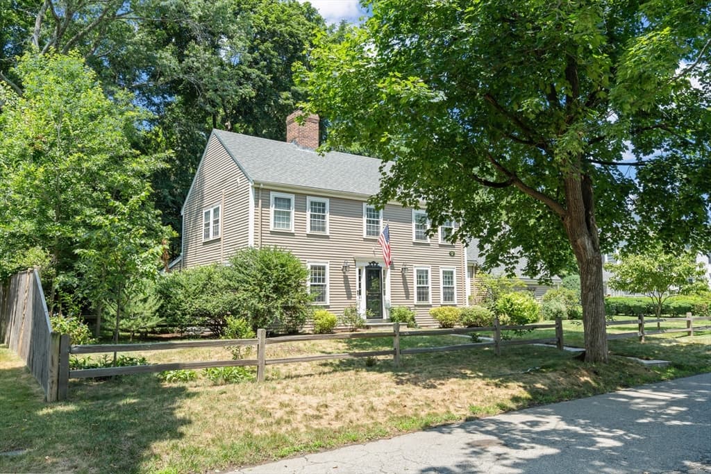 Casa em Dedham — foto 2