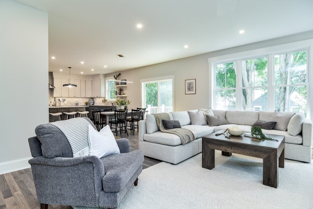 Casa em Natick — foto 6