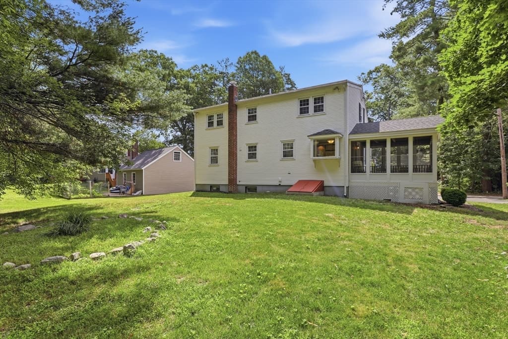Casa em Westford — foto 2