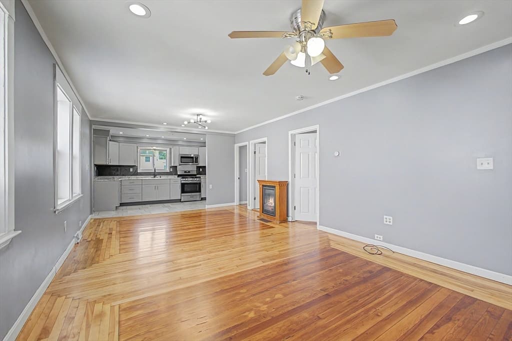 Casa em Fall River — foto 4