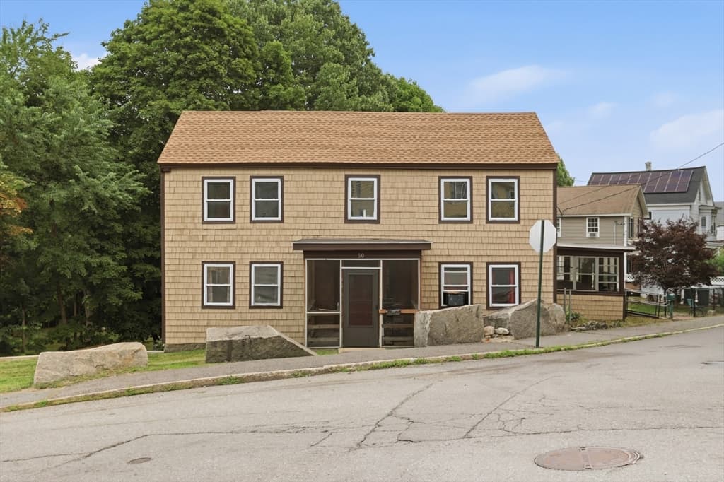 Multi-família em Fitchburg