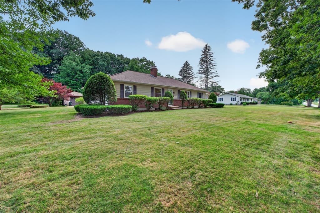 Casa em West Brookfield — foto 3