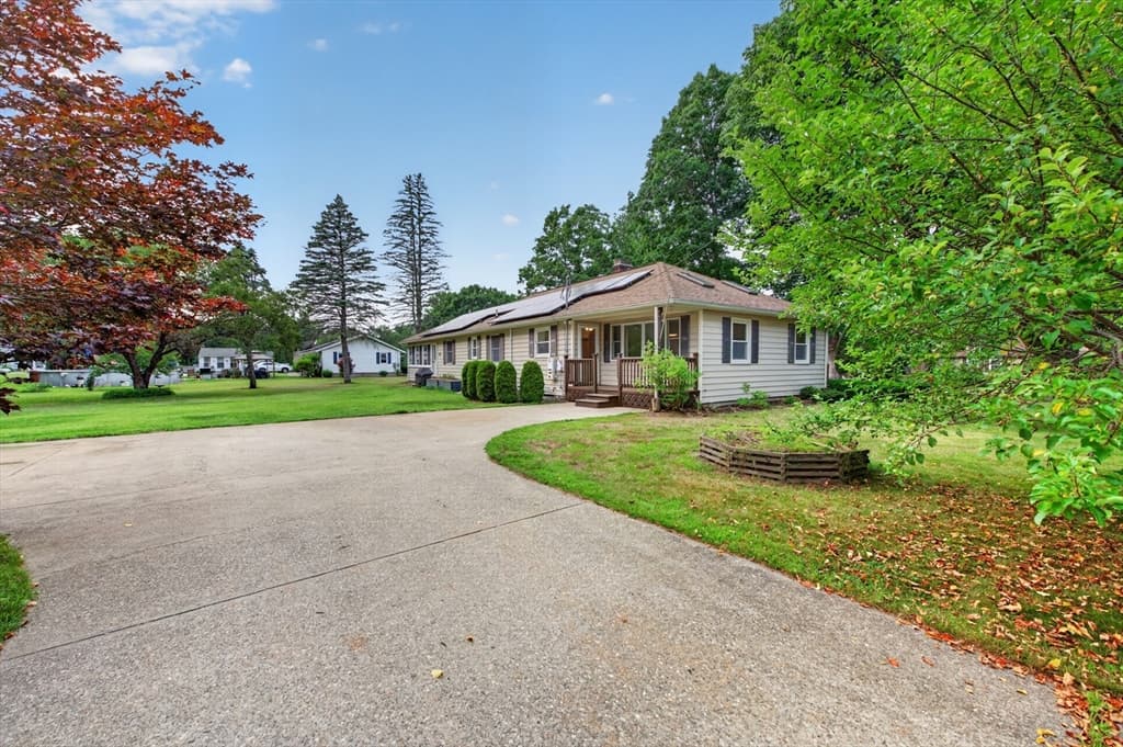 Casa em West Brookfield — foto 4