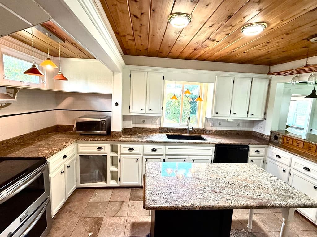 Casa em Monson — foto 8