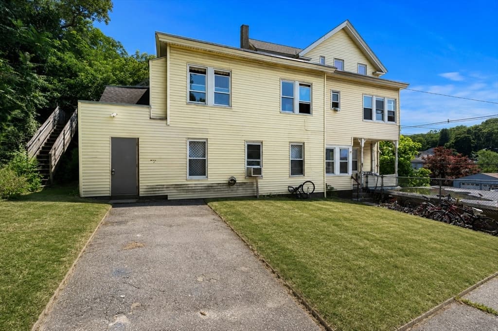 Multi-família em Lowell — foto 2