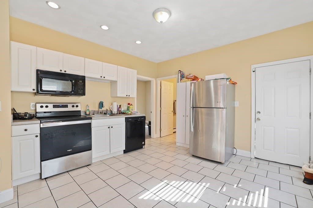 Multi-família em Attleboro — foto 6
