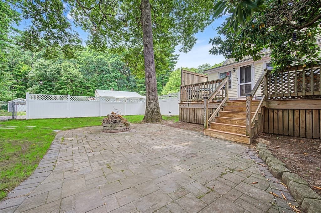 Casa em Foxboro — foto 5