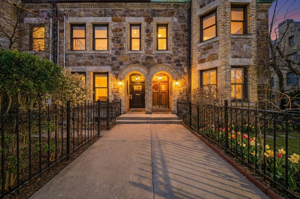 Condomínio em Brookline