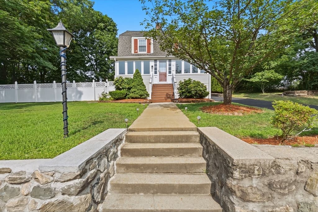 Casa em Woburn — foto 2
