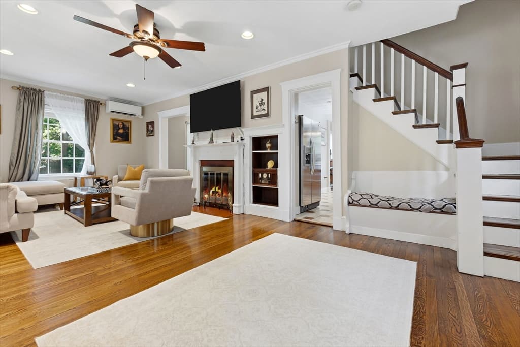 Casa em Woburn — foto 6