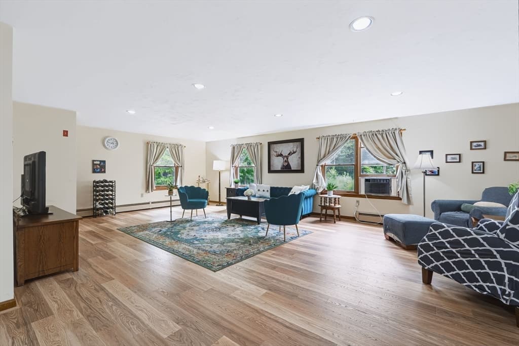Casa em Foxboro — foto 6