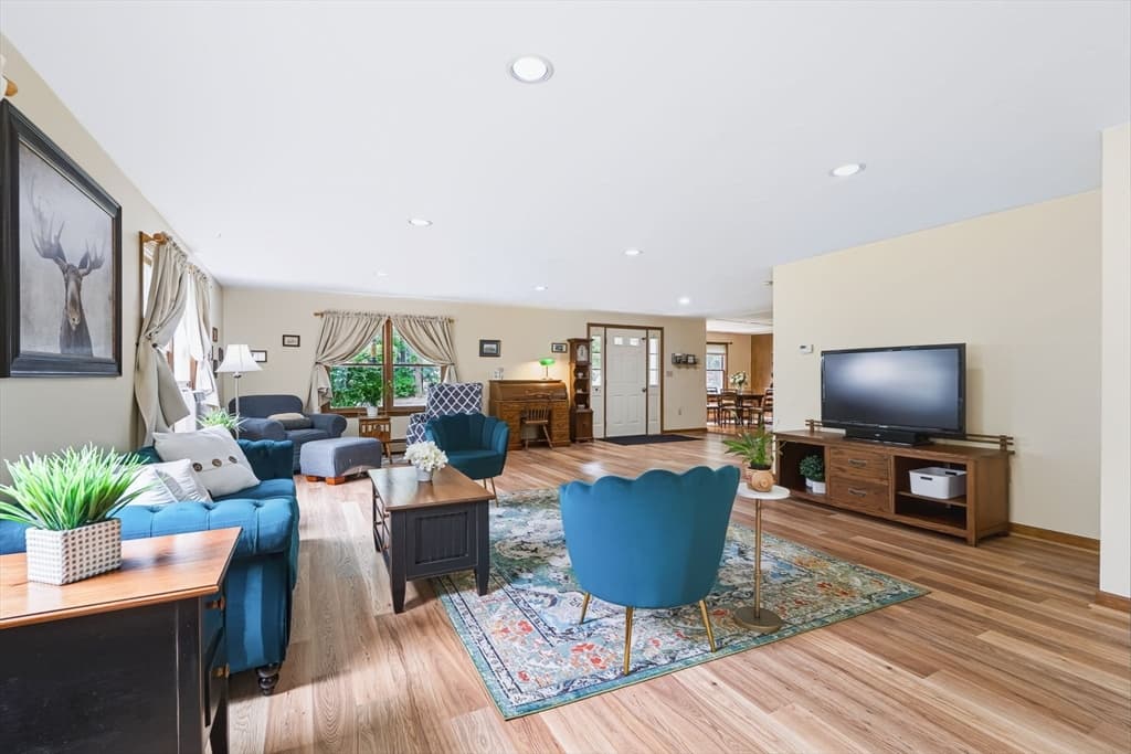 Casa em Foxboro — foto 8
