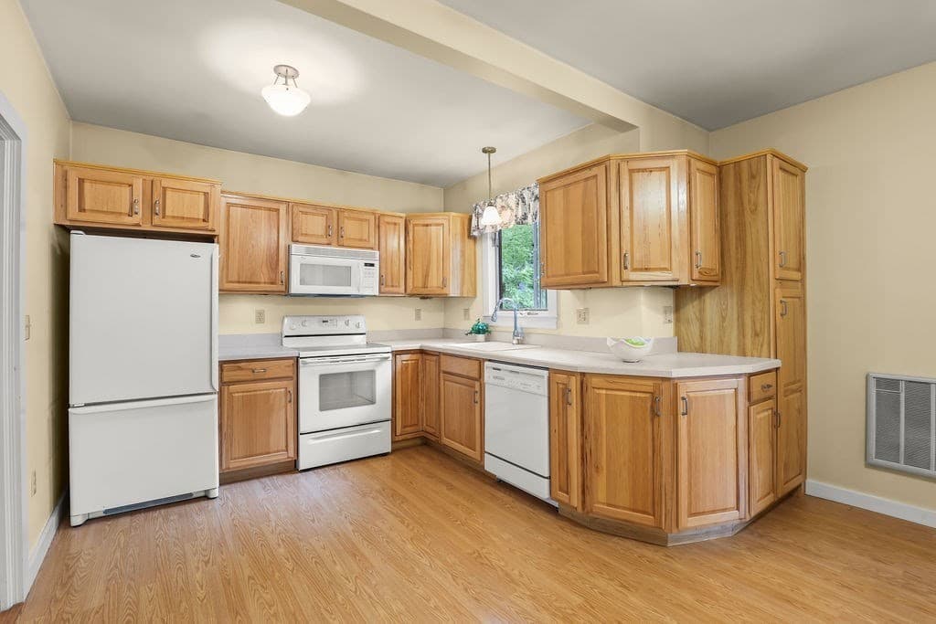 Casa em North Attleboro — foto 2