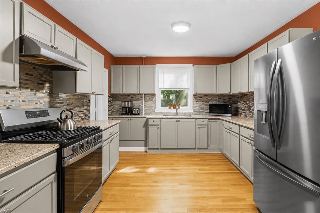 Casa em Acushnet — foto 6