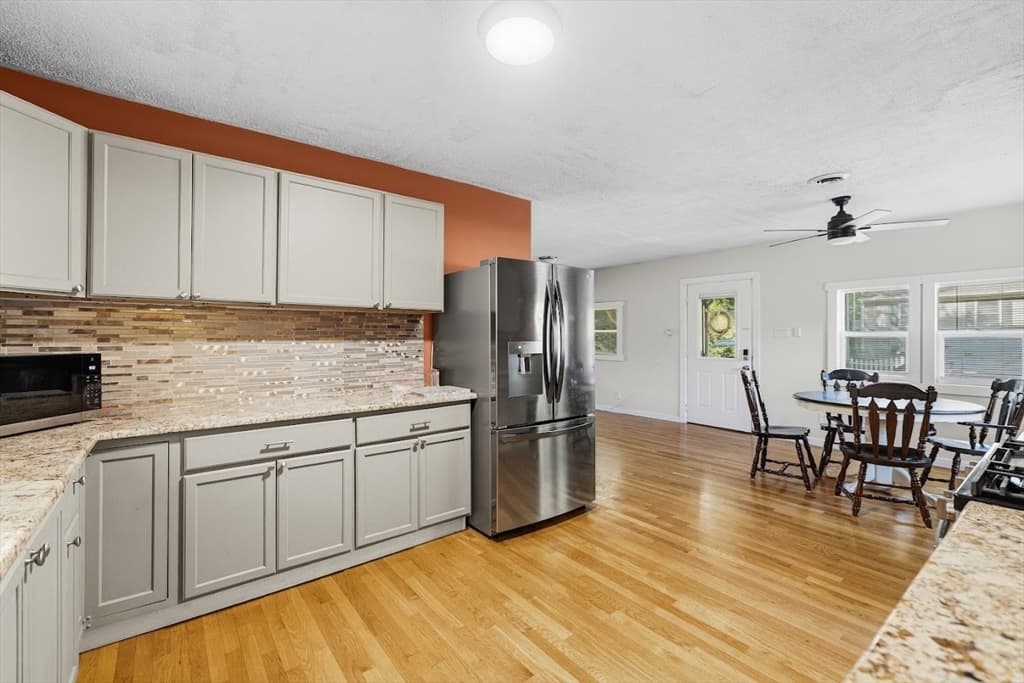 Casa em Acushnet — foto 5