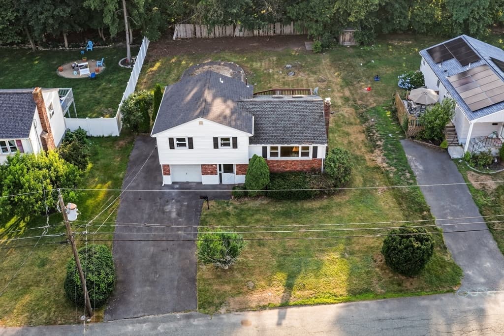 Casa em Brockton — foto 3