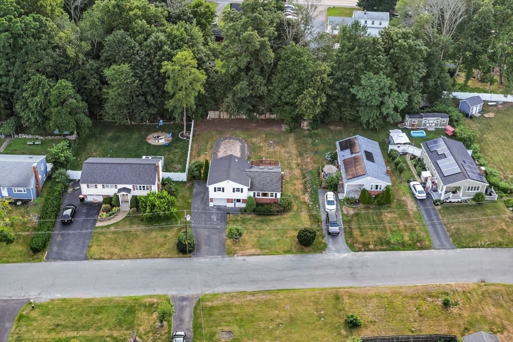 Casa em Brockton — foto 5
