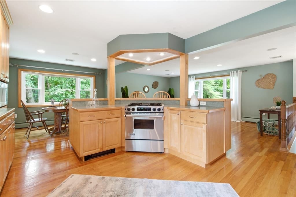 Casa em Northborough — foto 9
