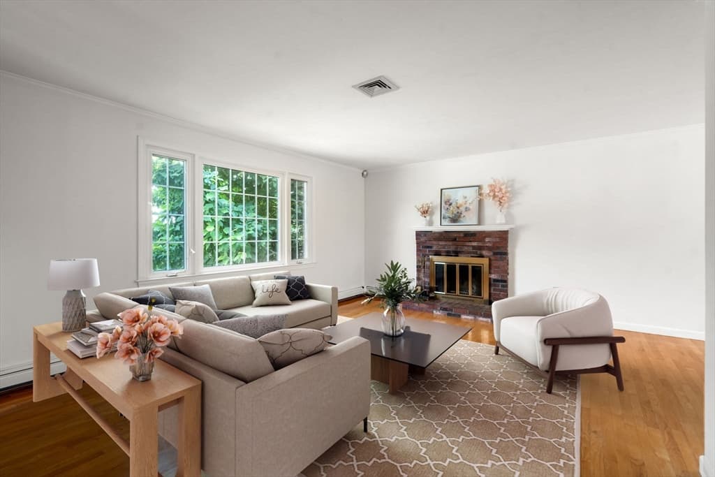 Casa em Northborough — foto 2