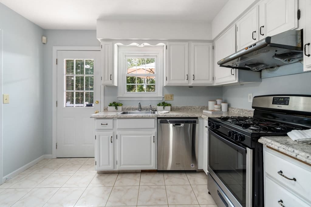 Casa em Northborough — foto 7