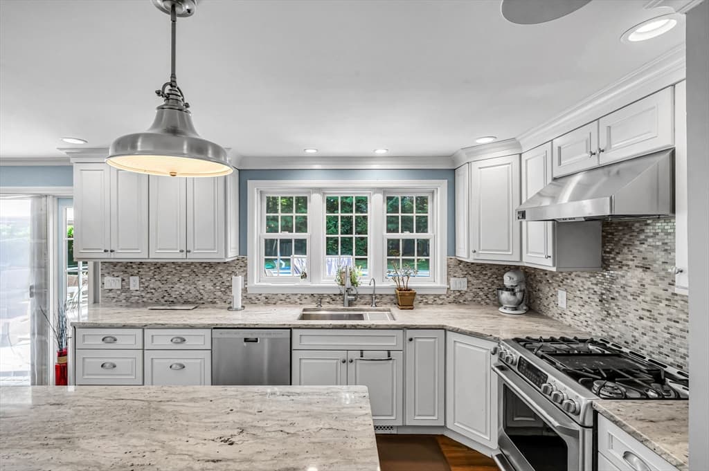 Casa em Longmeadow — foto 8