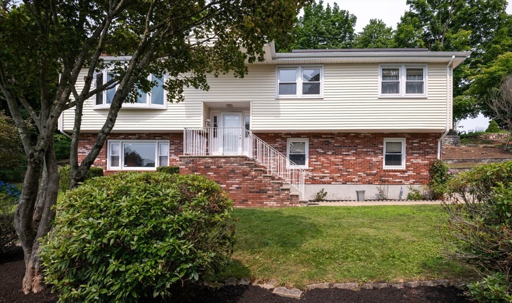 Casa em Stoneham — foto 2