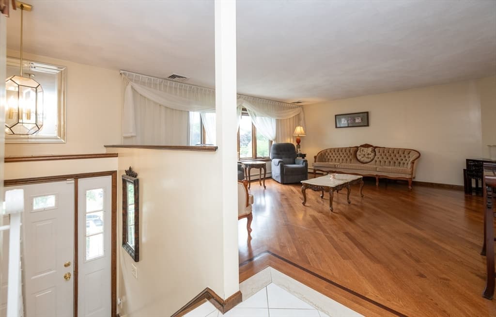 Casa em Stoneham — foto 6
