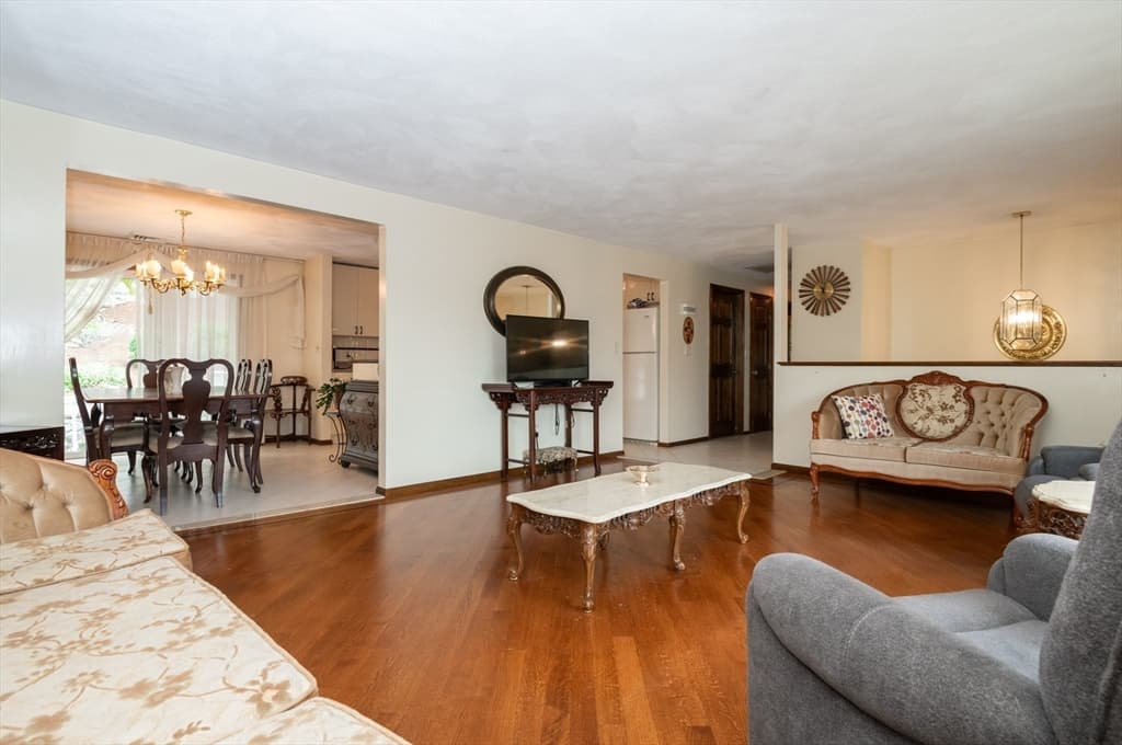 Casa em Stoneham — foto 8