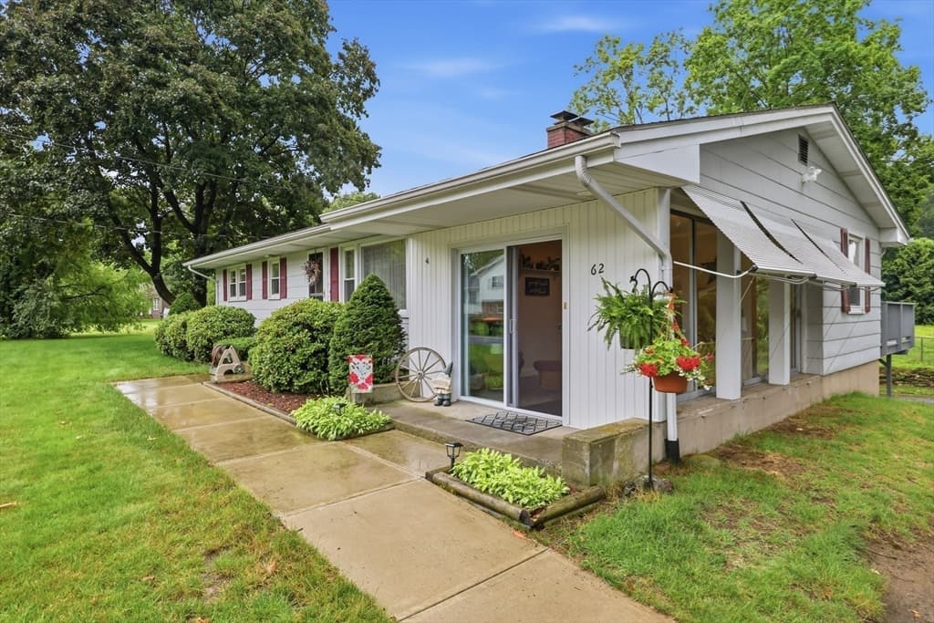 Casa em South Hadley — foto 4