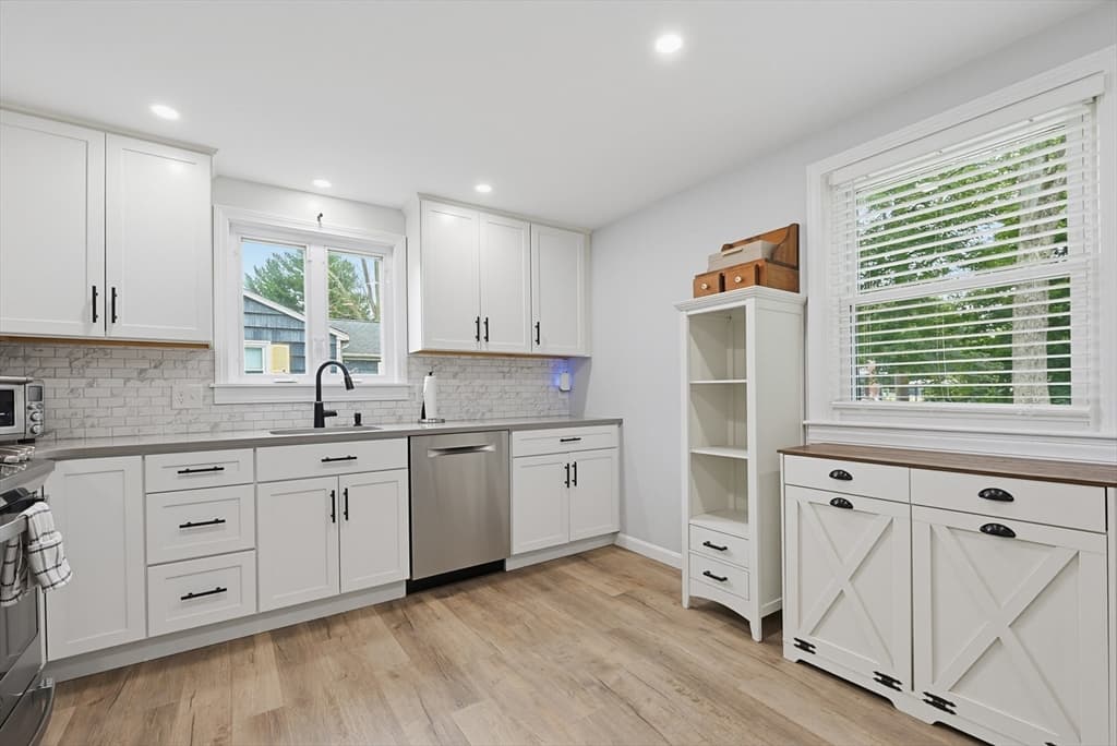 Casa em North Attleboro — foto 9