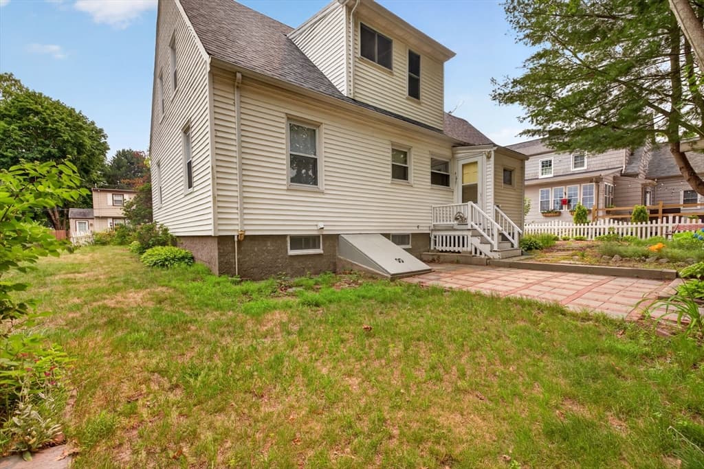 Casa em Fall River — foto 3