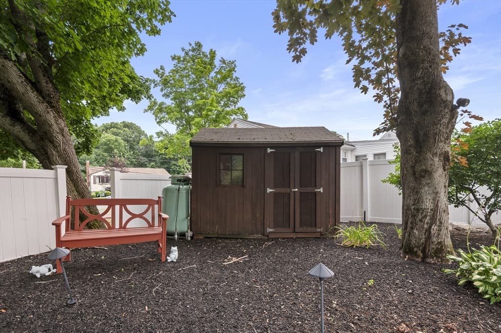 Casa em Peabody — foto 8