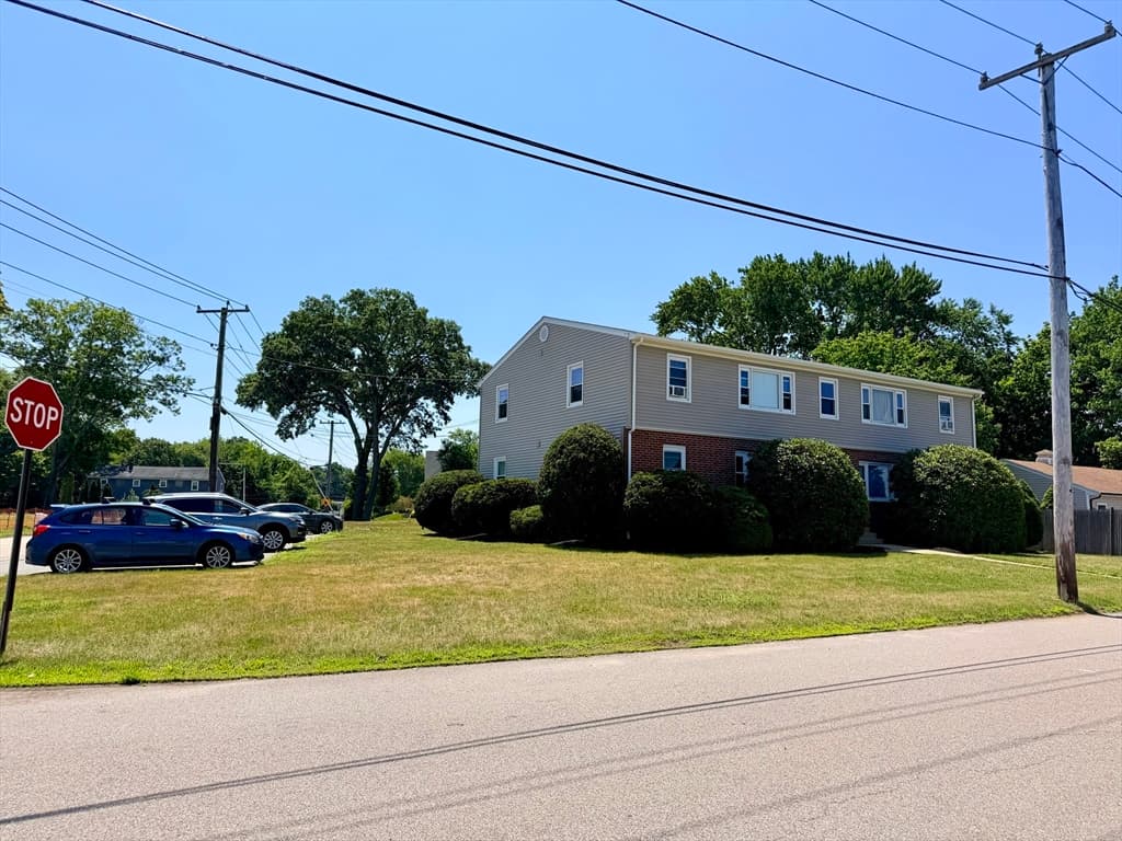 Multi-família em North Attleboro — foto 2