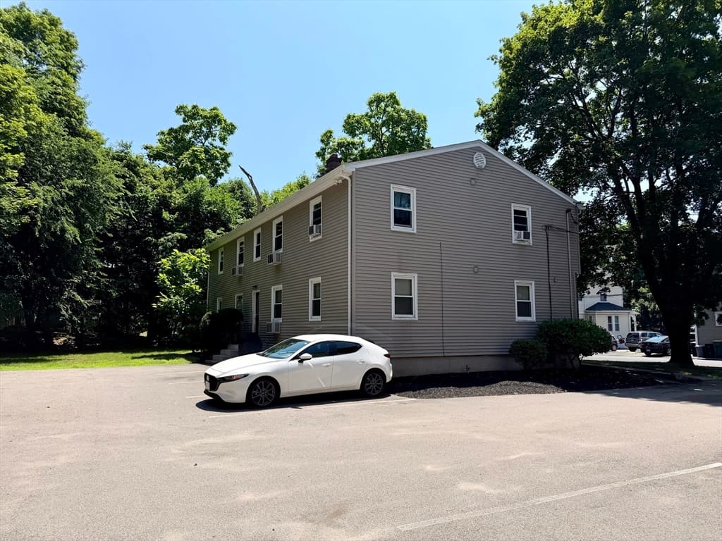 Multi-família em North Attleboro — foto 2