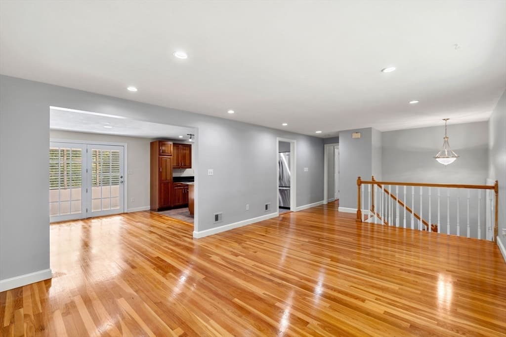 Casa em Framingham — foto 4