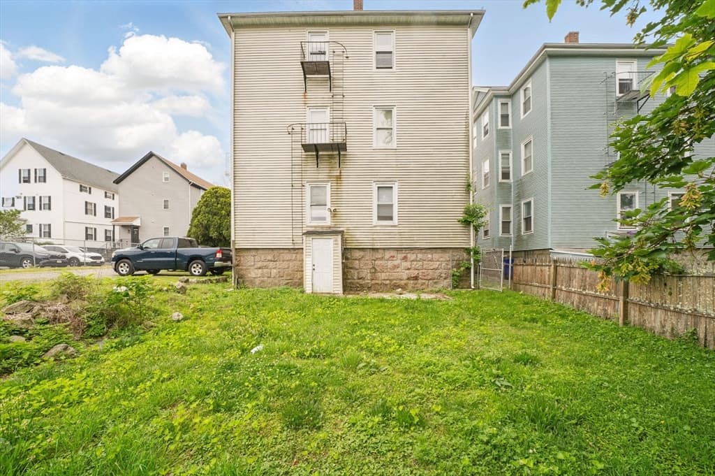 Multi-família em Fall River — foto 3