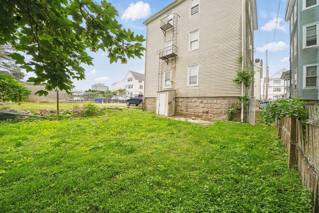 Multi-família em Fall River — foto 4