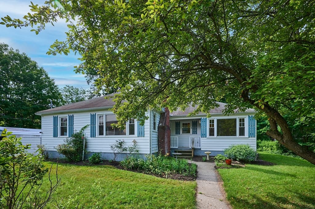 Casa em Easthampton — foto 2