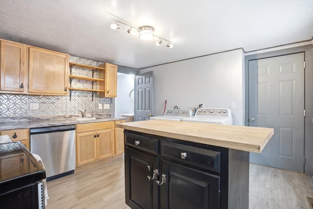 Multi-família em Fitchburg — foto 6